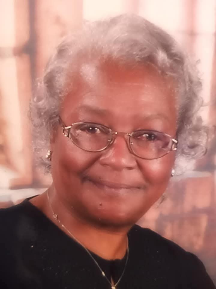 Dora McClaney, Antonio McClaney’s mother